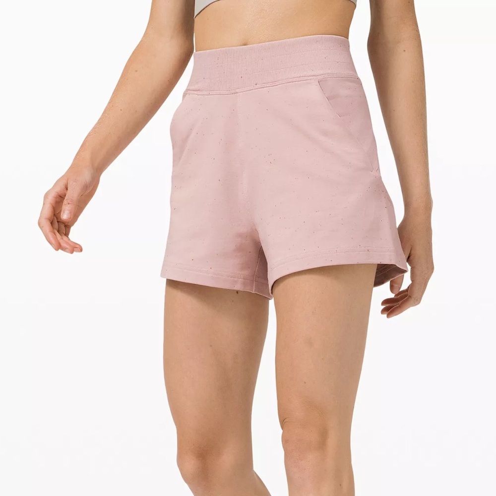 Lululemon Sz 6 LA Sweatshorts - Mink Berry